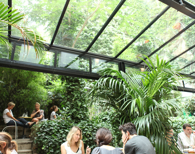 Terrasse of l'Hôtel Amour