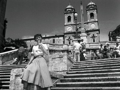 Audrey Hepburn on the Spanish Steps in a "Roman Holiday"...