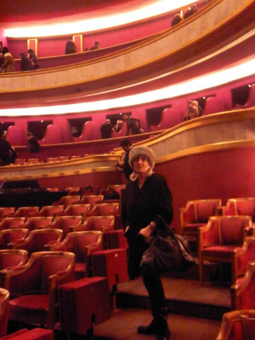 At the Théâtre des Champs-Elysées...